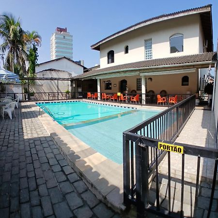 Pousada Parque Suites Estacionamento E Piscina Guaruja Ngoại thất bức ảnh