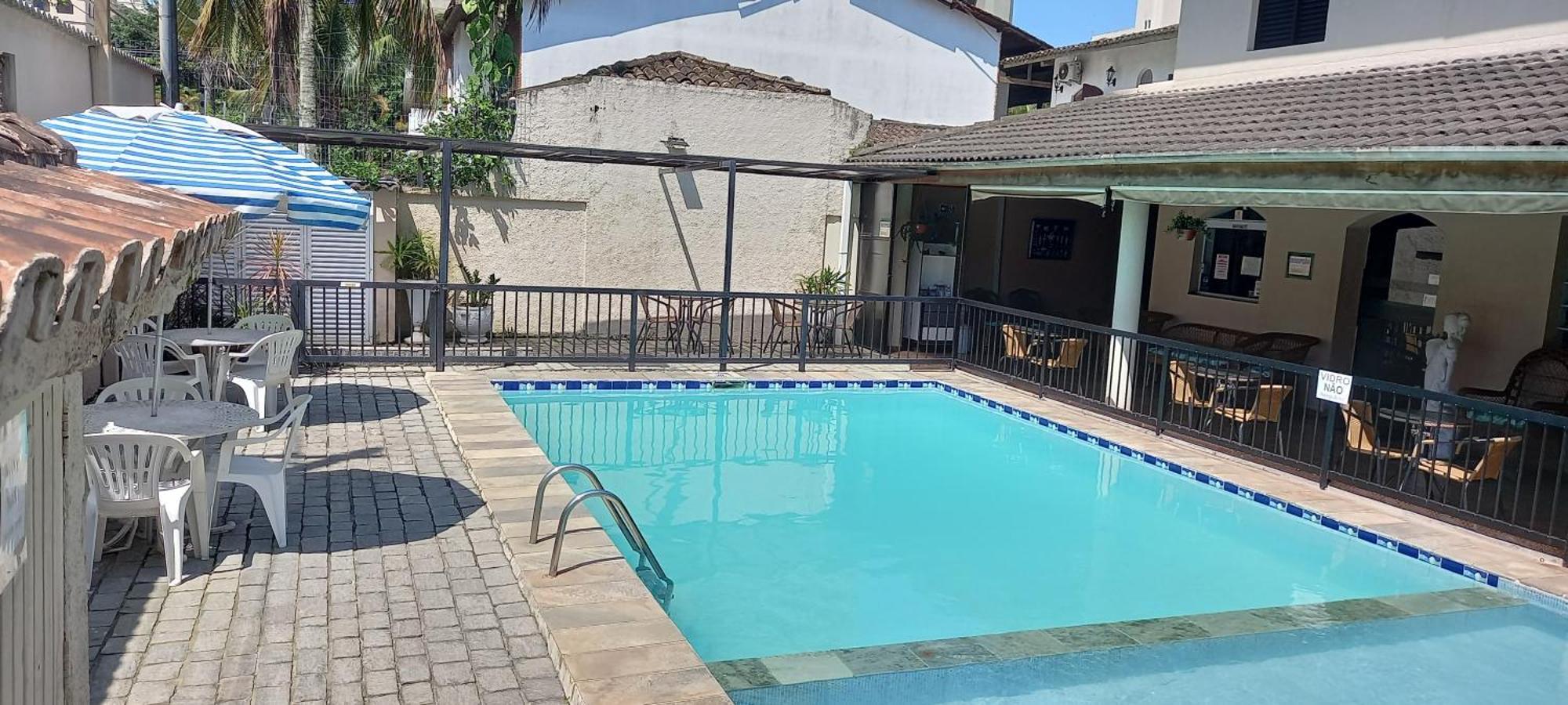 Pousada Parque Suites Estacionamento E Piscina Guaruja Ngoại thất bức ảnh