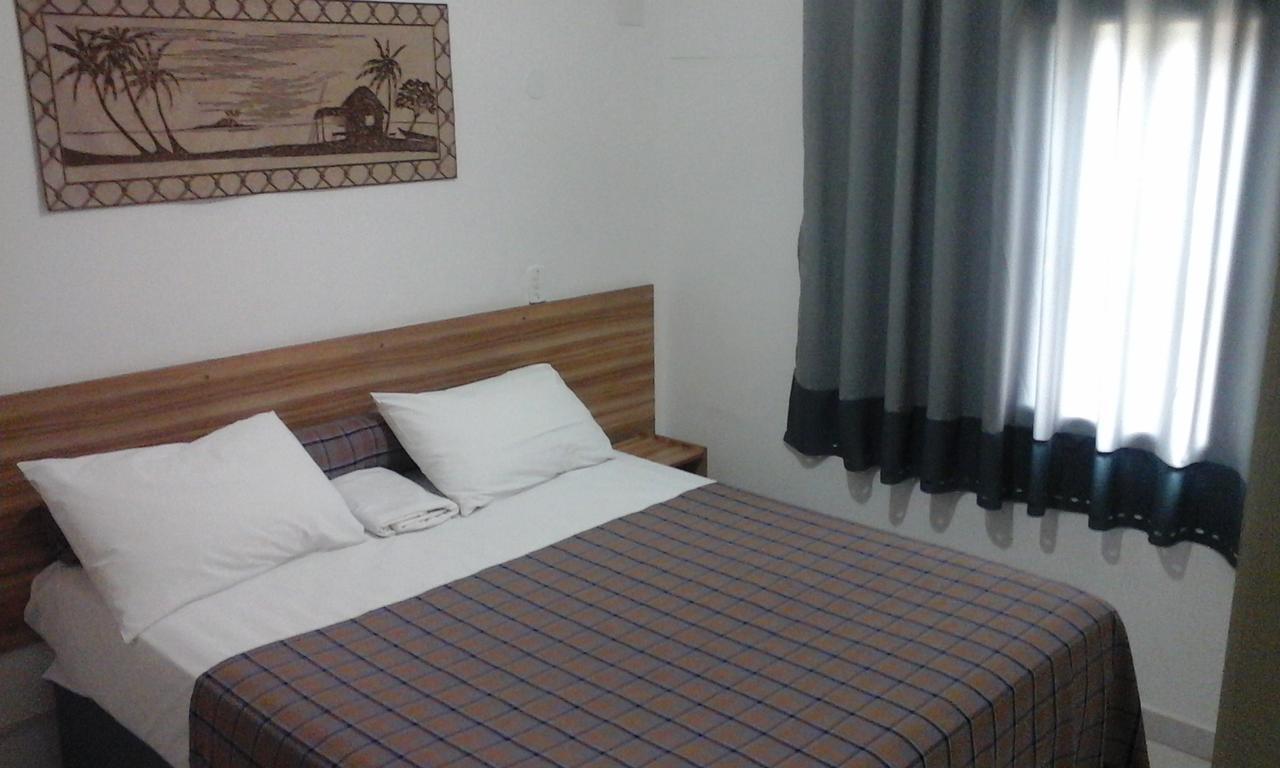 Pousada Parque Suites Estacionamento E Piscina Guaruja Ngoại thất bức ảnh